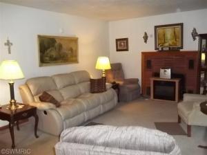 120 E Southeastern Ave, Galien, MI 49113 photo 5