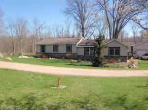 10522 Fulton St E, Lowell, MI 49331 photo 2