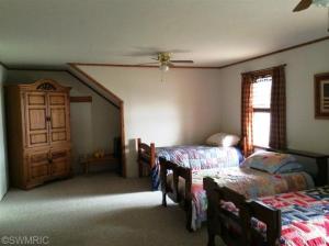 2036 Wolf Lake Dr, Baldwin, MI 49304 photo 9