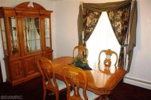 6829 Rix St SE, Ada, MI 49301 photo 4