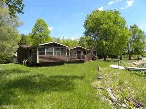 51196 3rd St, Dowagiac, MI 49047 photo 1