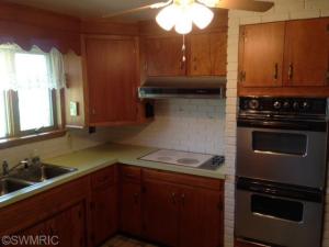 1930 E Coral Rd, Edmore, MI 48829 photo 6