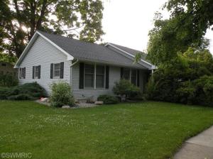 220 Hicks Ave, Plainwell, MI 49080 photo 1