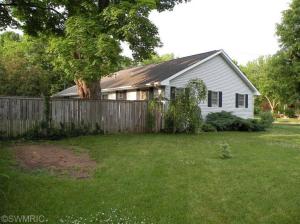 220 Hicks Ave, Plainwell, MI 49080 photo 16