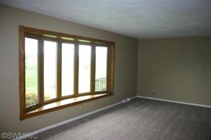 16185 Division Dr, Marshall, MI 49068 photo 3
