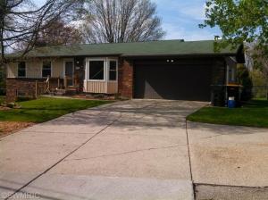 6391 Ada Dr SE, Ada, MI 49301 photo 2