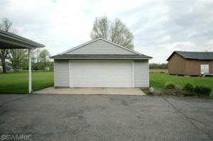 4735 E B, Plainwell, MI 49080 photo 21