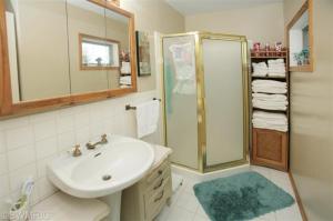 4735 E B, Plainwell, MI 49080 photo 16