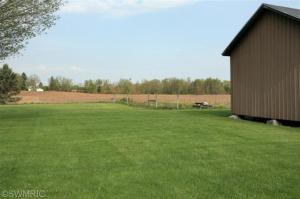 4735 E B, Plainwell, MI 49080 photo 19