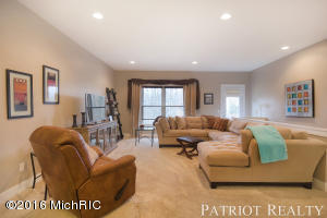 2924 E Riverside Rd, Niles, MI 49107 photo 2