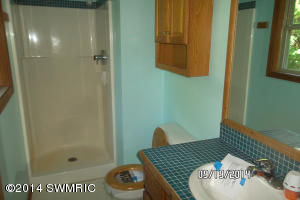 614 11th St, Plainwell, MI 49080 photo 10