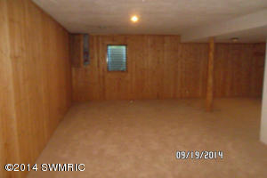 614 11th St, Plainwell, MI 49080 photo 11