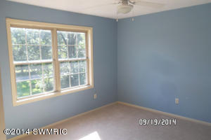 614 11th St, Plainwell, MI 49080 photo 6