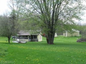 7210 Ashley Ave NE, Belding, MI 48809 photo 1