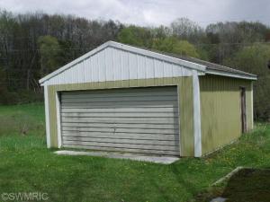 7210 Ashley Ave NE, Belding, MI 48809 photo 2
