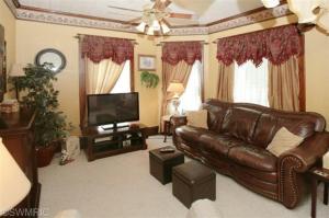 406 Union St, Plainwell, MI 49080 photo 4