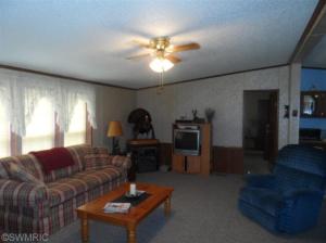 288 E 24th St, Baldwin, MI 49304 photo 4
