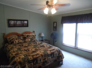 288 E 24th St, Baldwin, MI 49304 photo 9