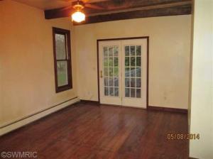 231 E Chicago St, Allen, MI 49227 photo 11