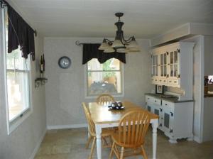 301 E Hoffman St, Three Rivers, MI 49093 photo 7