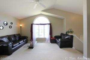 103 Pine Meadow Dr, Belding, MI 48809 photo 3