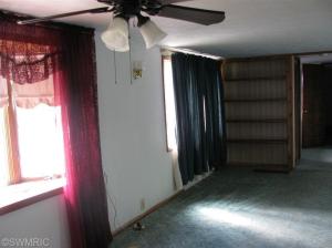 1191 Beech, Sumner, MI 48889 photo 9