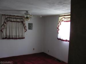1191 Beech, Sumner, MI 48889 photo 13