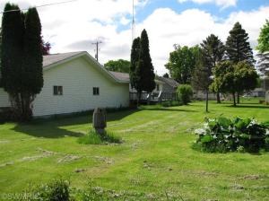 1191 Beech, Sumner, MI 48889 photo 5