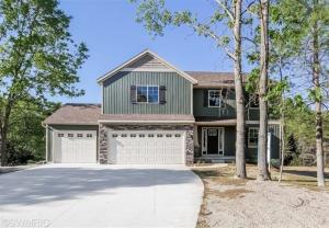 7979 Sable Valley Ct, Ada, MI 49301 photo 2