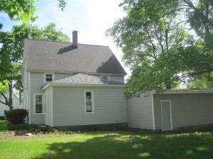 222 E Ctr, Belding, MI 48809 photo 3