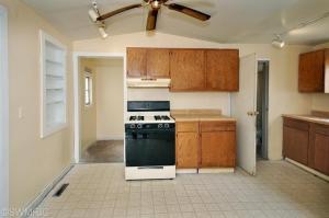 209 E Van Buren St, Gobles, MI 49055 photo 10