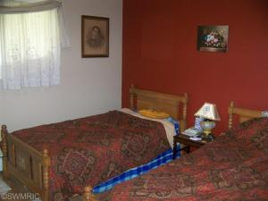 6956 S Maple St, Baldwin, MI 49304 photo 9