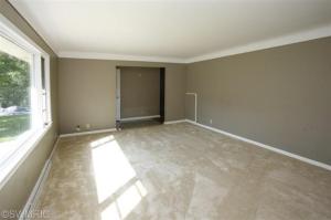 323 E Glenguile, Parchment, MI 49004 photo 4