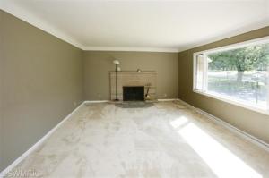 323 E Glenguile, Parchment, MI 49004 photo 3