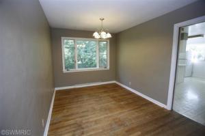 323 E Glenguile, Parchment, MI 49004 photo 9