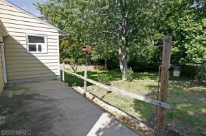 323 E Glenguile, Parchment, MI 49004 photo 21