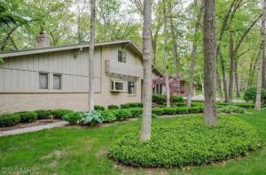 7379 Thorncrest Dr SE, Ada, MI 49301 photo 5
