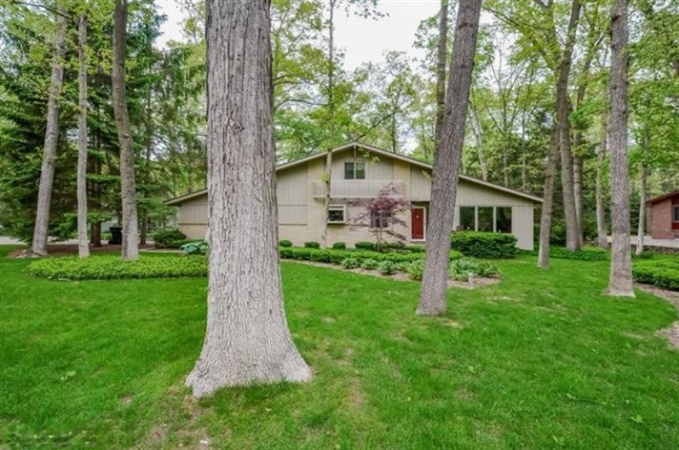 7379 Thorncrest Dr SE, Ada, MI 49301 photo 10