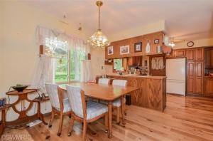 7379 Thorncrest Dr SE, Ada, MI 49301 photo 3