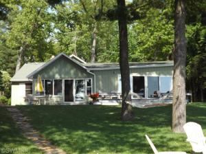 984 Lakewood Dr, Pullman, MI 49450 photo 9
