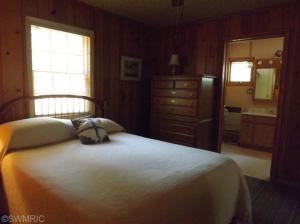 984 Lakewood Dr, Pullman, MI 49450 photo 19