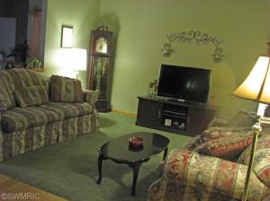 17103 Owl Ct, Three Rivers, MI 49093 photo 3
