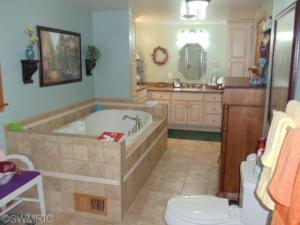 7710 Day Rd, Bellevue, MI 49021 photo 17
