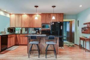 5408 Forest Bend Dr SE, Ada, MI 49301 photo 3