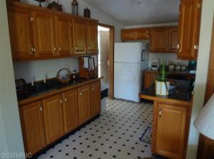 490 E 82nd St, Newaygo, MI 49337 photo 2