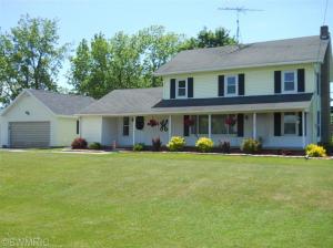 4309 Belding Rd, Belding, MI 48809 photo 2