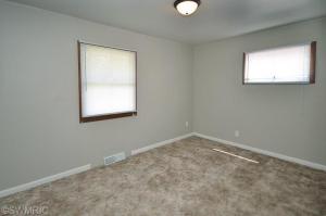 308 Meadow Dr, Augusta, MI 49012 photo 8