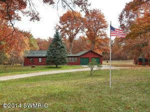 566 W 1 Mile Rd, White Cloud, MI 49349 photo 1