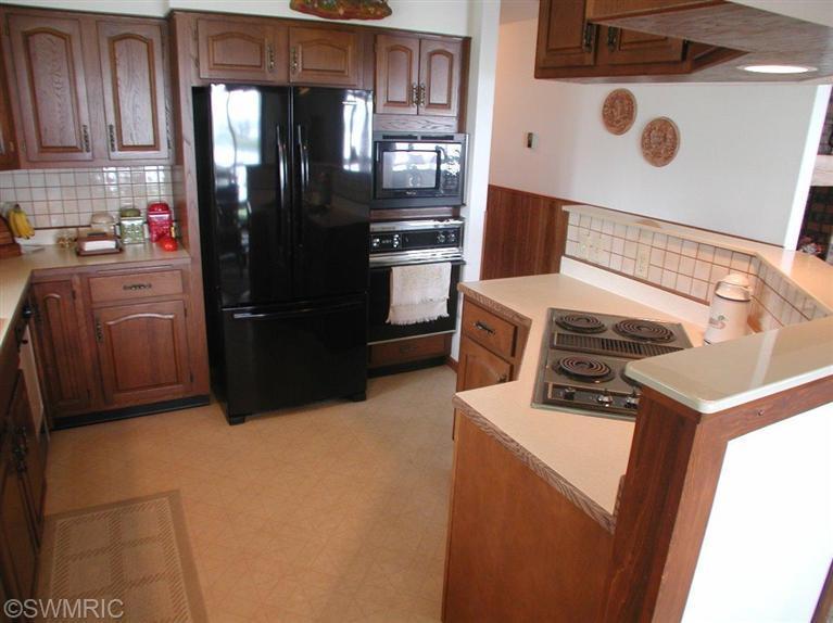 50066 Red Run Dr, Marcellus, MI 49067 photo 7