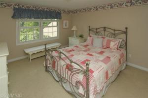 8616 E Gull Lake Dr, Augusta, MI 49012 photo 13